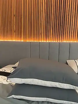 Snapshot of EmiilyAdams_ chatting on 02-12-26, 10:49 EmiilyAdams online show from 02-12-26, 10:49