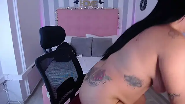 Lunna boobs online show from 10-15-25, 04:12