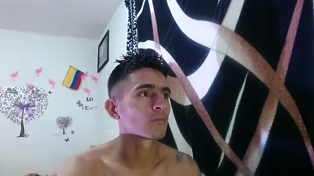 Snapshot of maria_and_angel chatting on 12-29-24, 12:30 maria and angel online show from 12-29-24, 12:30