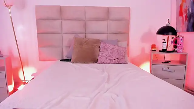 AngelyRosse1 online show from 11-12-25, 05:52