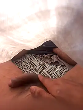 gurilove online show from 12-23-25, 07:06