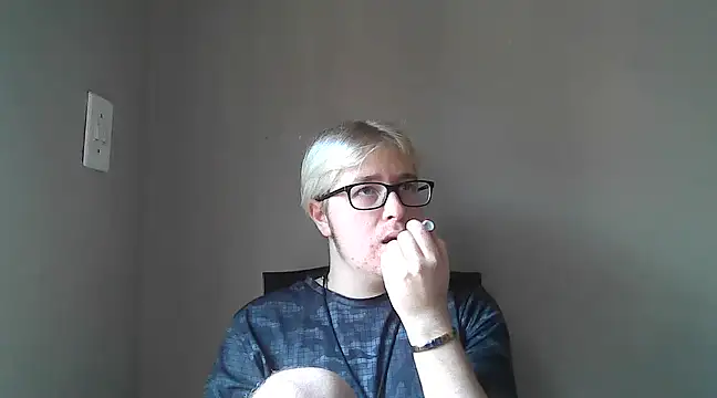 bisexualboy05 online show from 03-05-25, 10:33