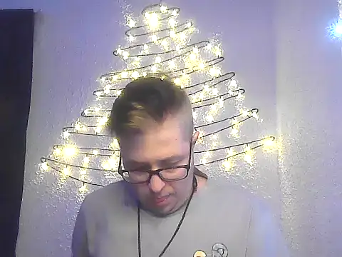 bisexualboy05 online show from 11-20-25, 05:01