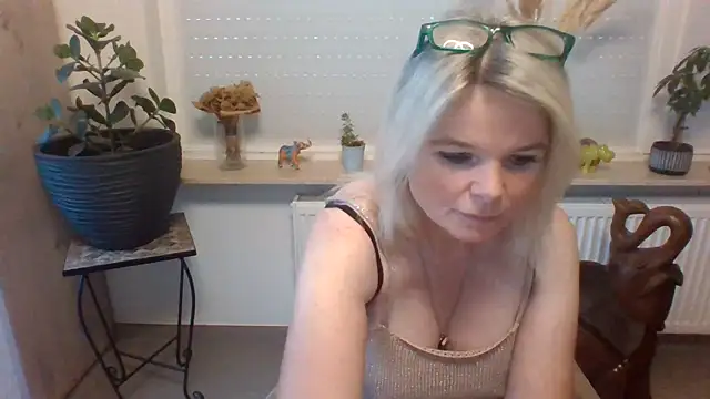 clwm online show from 09-09-25, 05:51