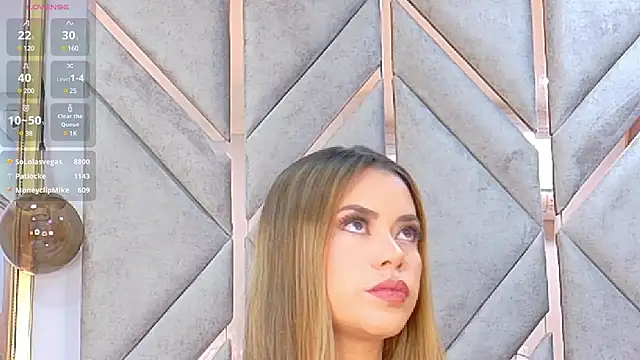 Snapshot of Emma-Conti chatting on 01-13-25, 12:35 Emma-Conti online show from 01-13-25, 12:35