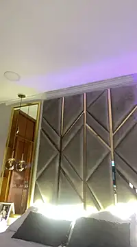 Snapshot of Emma-Conti chatting on 03-05-25, 03:40 Emma-Conti online show from 03-05-25, 03:40