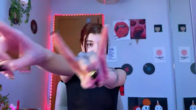 Snapshot of Bunny_ShyGirl chatting on 12-09-24, 06:55 Bunny ShyGirl online show from 12-09-24, 06:55