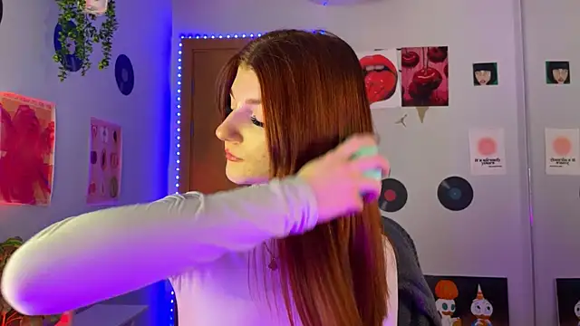 Snapshot of Bunny_ShyGirl chatting on 12-10-24, 06:33 Bunny ShyGirl online show from 12-10-24, 06:33