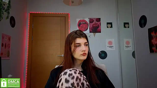 Snapshot of Bunny_ShyGirl chatting on 01-28-25, 07:11 Bunny ShyGirl online show from 01-28-25, 07:11