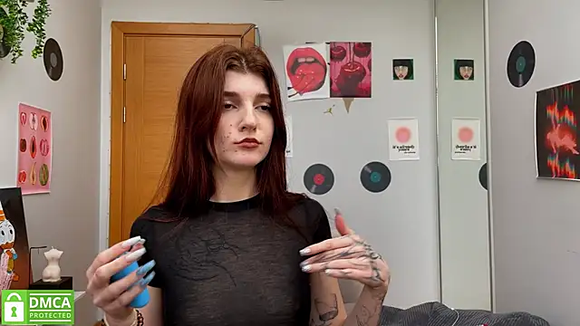 Snapshot of Bunny_ShyGirl chatting on 02-13-25, 08:27 Bunny ShyGirl online show from 02-13-25, 08:27