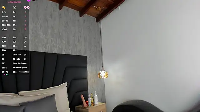 Sabrina Lennox online show from 02-25-25, 10:50