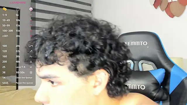 Snapshot of mateoleonee chatting on 01-25-25, 03:40 mateoleonee online show from 01-25-25, 03:40