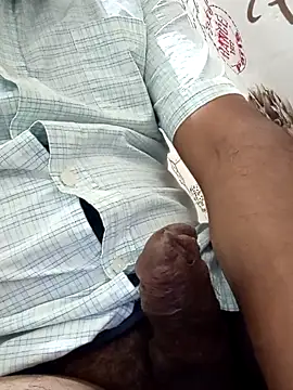 Snapshot of Ithamar89 chatting on 10-10-25, 12:53 Ithamar89 online show from 10-10-25, 12:53