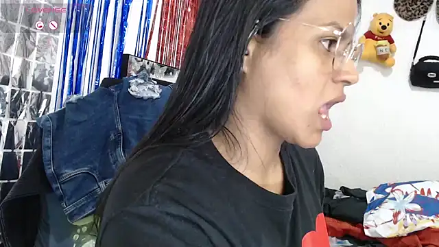 Snapshot of SweetAlmaa chatting on 10-16-25, 08:10 SweetAlmaa online show from 10-16-25, 08:10