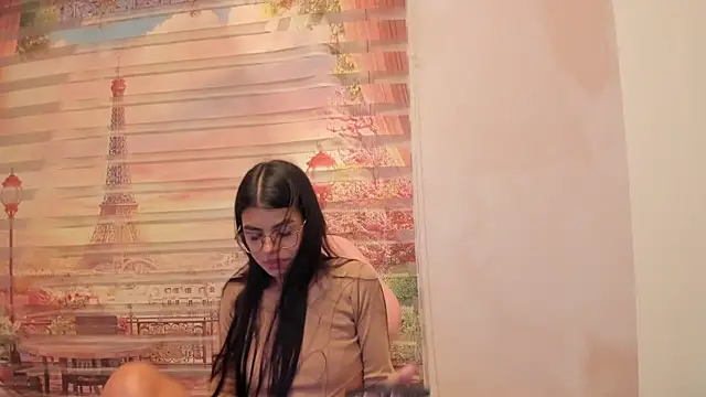 Isa little4u online show from 10-10-25, 10:25