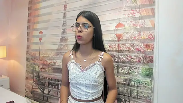 Isa little4u online show from 10-17-25, 03:31