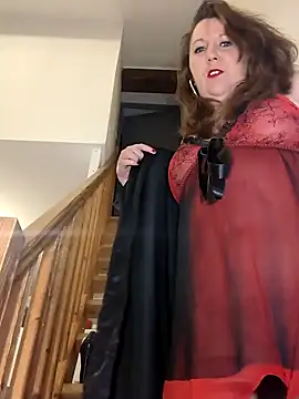 Snapshot of Candy-Desire chatting on 12-13-24, 10:13 Candy-Desire online show from 12-13-24, 10:13