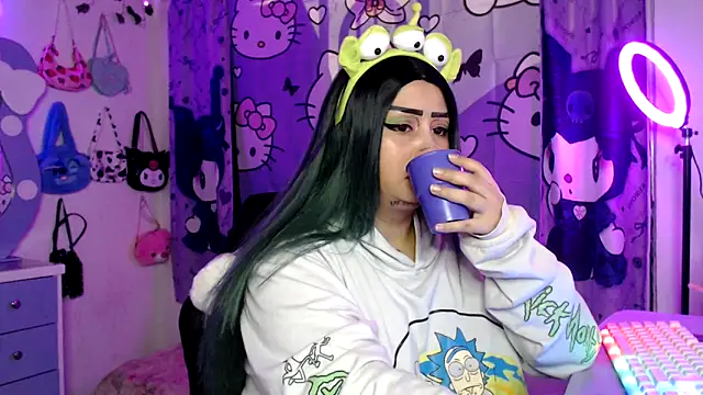 lussyevans24 online show from 10-27-25, 05:33