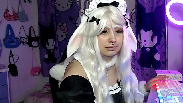 lussyevans24 online show from 10-31-25, 03:18