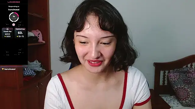 Snapshot of alexaa08 chatting on 10-08-25, 12:47 alexaa08 online show from 10-08-25, 12:47