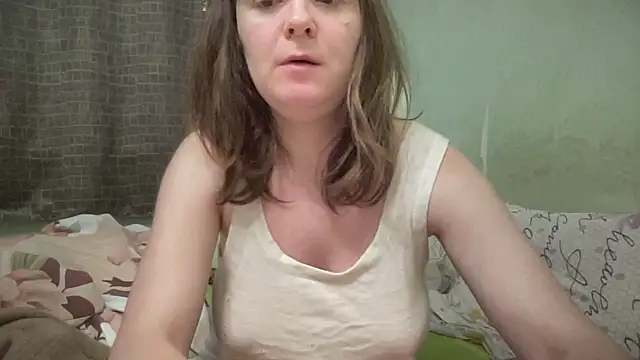 Diamond Tyler online show from 02-06-25, 04:47