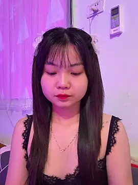 Maeve2k5 online show from 10-31-25, 10:55