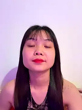 Maeve2k5 online show from 11-08-25, 12:55