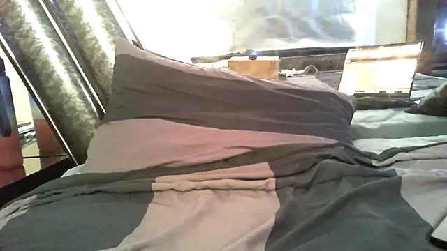 dreamboydani online show from 11-04-25, 01:27