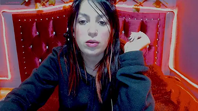 Snapshot of Melani_cute02 chatting on 01-18-25, 09:02 Melani cute02 online show from 01-18-25, 09:02