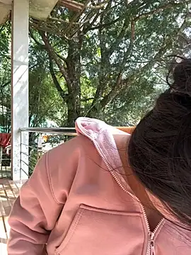 Snapshot of Anges893 chatting on 10-12-25, 02:32 Anges893 online show from 10-12-25, 02:32