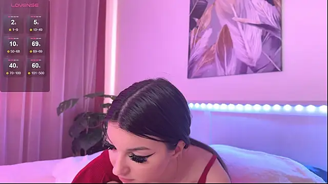 Snapshot of Veronica_leal chatting on 10-21-25, 08:37 Veronica leal online show from 10-21-25, 08:37