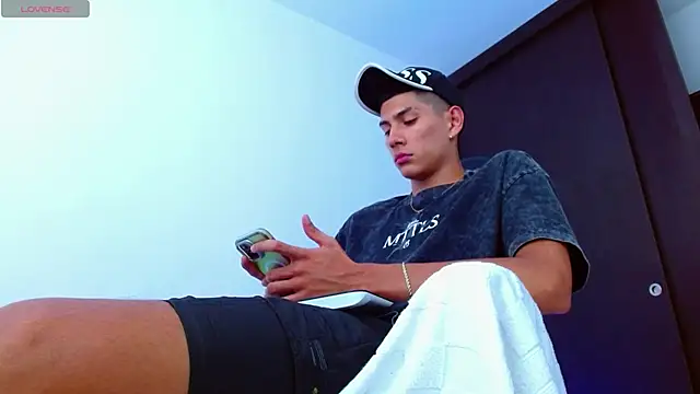 Valerio 20 online show from 03-19-25, 07:38