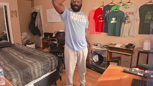 MrChuckDailyXXX online show from 10-19-25, 02:07