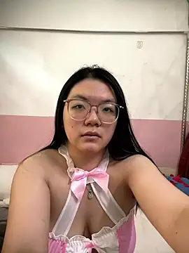 liu195874 online show from 01-09-26, 07:00