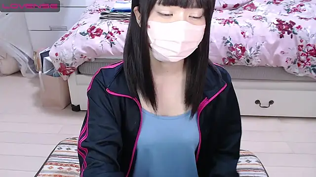 Snapshot of AMI___oO chatting on 01-07-25, 10:22 AMI oO online show from 01-07-25, 10:22