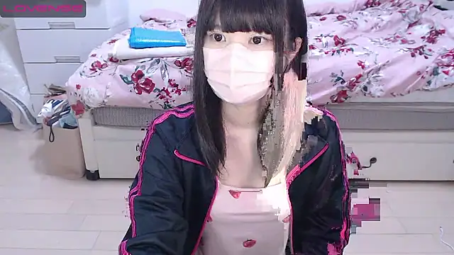 Snapshot of AMI___oO chatting on 09-15-25, 09:48 AMI oO online show from 09-15-25, 09:48