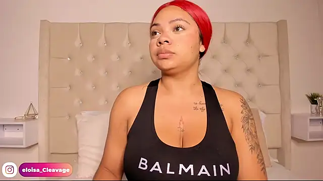 Eloisa cleavage  online show from 01-07-25, 11:05