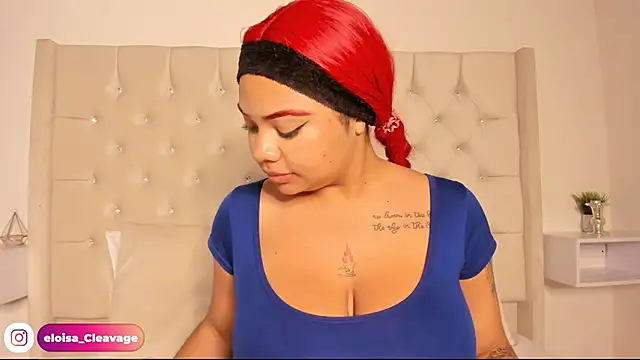 Eloisa cleavage  online show from 01-14-25, 10:59