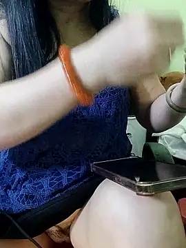 Snapshot of Hangem111 chatting on 04-14-26, 11:05 Hangem111 online show from 04-14-26, 11:05