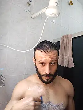 LopeseLua online show from 10-26-25, 01:06