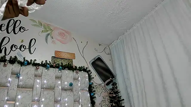 EMMA SWEETT1 online show from 12-18-24, 12:40