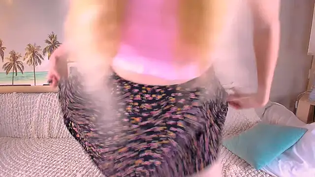 Snapshot of BoysLoveBlondee chatting on 03-14-25, 12:29 BoysLoveBlondee online show from 03-14-25, 12:29