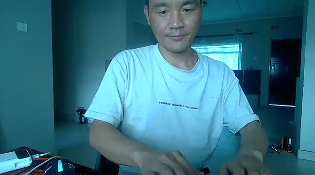 Snapshot of kisstoyousoon2024 chatting on 03-17-25, 01:29 kisstoyousoon2024 online show from 03-17-25, 01:29