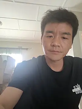 kisstoyousoon2024 online show from 12-15-25, 12:20