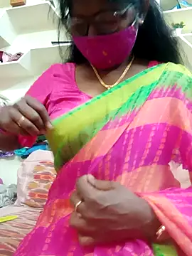 Snapshot of jaanubhabhi chatting on 10-13-25, 01:22 jaanubhabhi online show from 10-13-25, 01:22