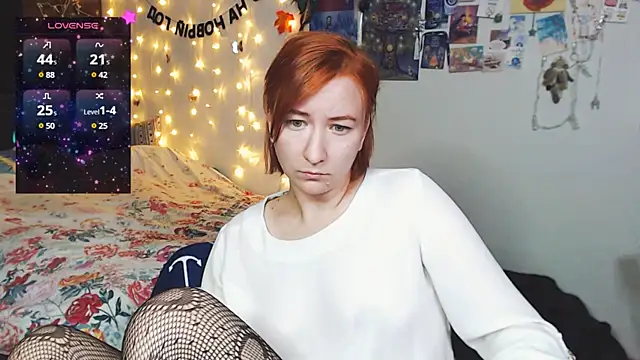 Snapshot of licentia__poetica chatting on 12-19-24, 01:18 licentia poetica online show from 12-19-24, 01:18