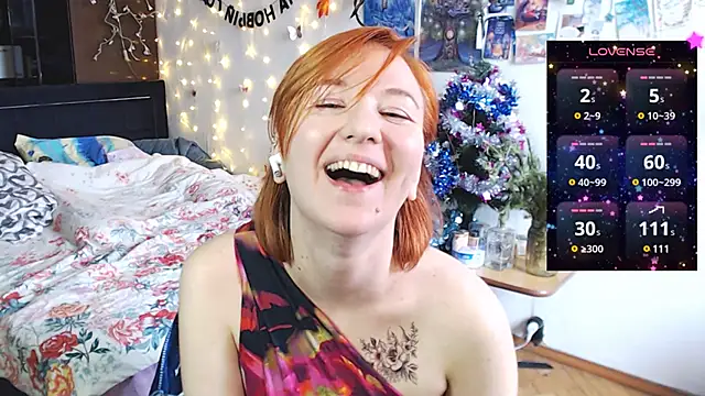 Snapshot of licentia__poetica chatting on 01-01-25, 08:13 licentia poetica online show from 01-01-25, 08:13