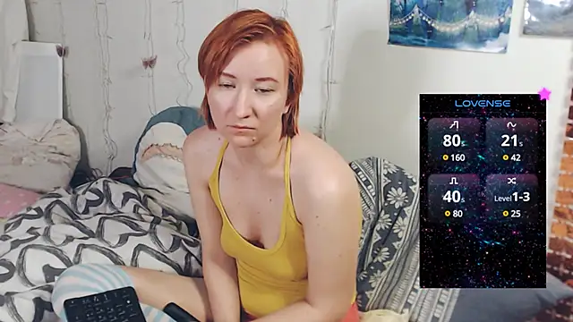 Snapshot of licentia__poetica chatting on 02-27-25, 09:47 licentia poetica online show from 02-27-25, 09:47