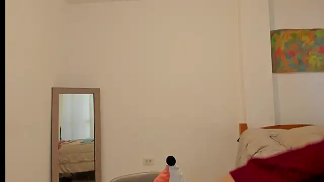 Snapshot of linnie_ chatting on 03-09-25, 11:25 linnie  online show from 03-09-25, 11:25