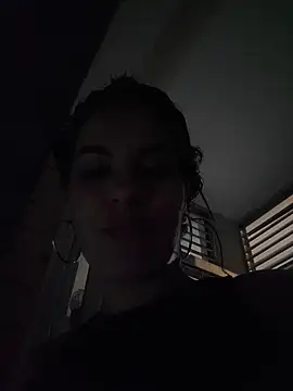 Snapshot of Pamela_Rosal chatting on 12-21-25, 01:35 Pamela Rosal online show from 12-21-25, 01:35